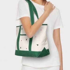 Universal Thread Embroidered Floral Canvas Tote Bag Green Straps